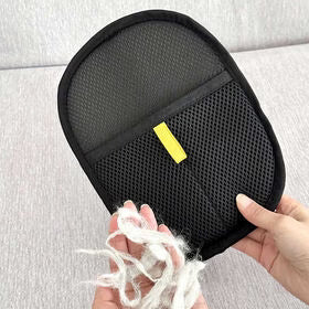 Mănușa electrostatică pentru îndepărtarea părului